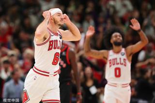 的角度看 的角度看